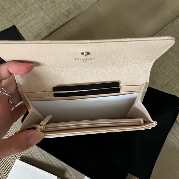 BRAND NEW NWT Chanel Wallet - Picture 3 of 3